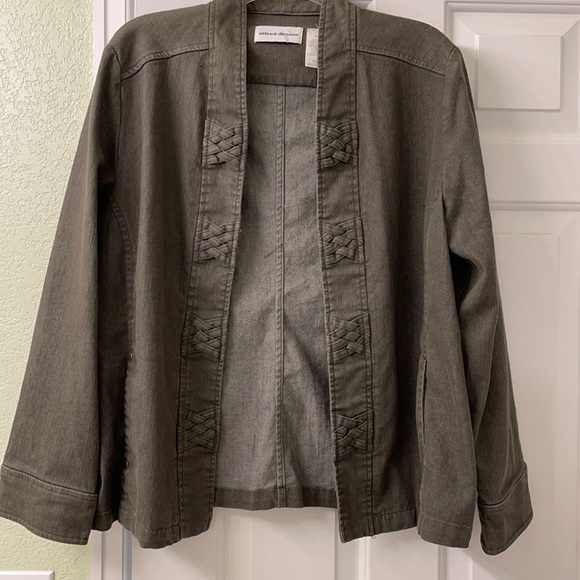 # Alfred Dunner Jacket. - Picture 1 of 10